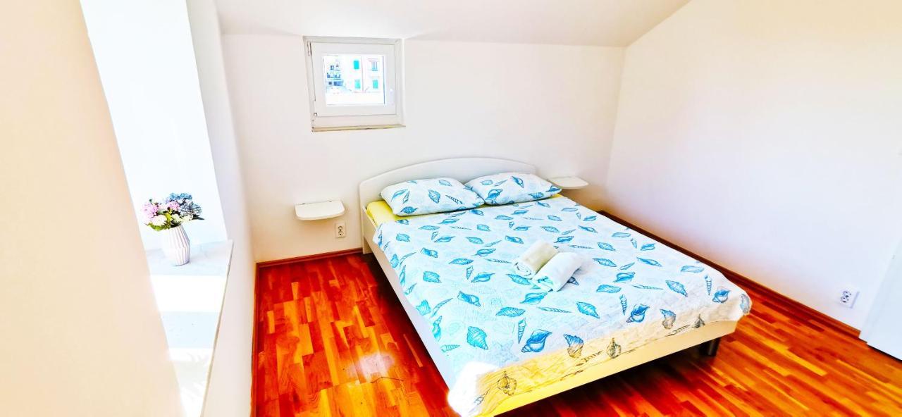 Apartment Pirja Split Eksteriør billede